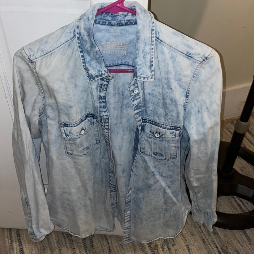 **10 for $20!!* gap jean shirt